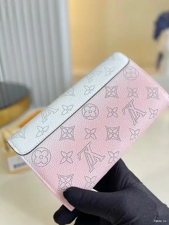 VUITTON WALLET LOUIS IRIS 0613